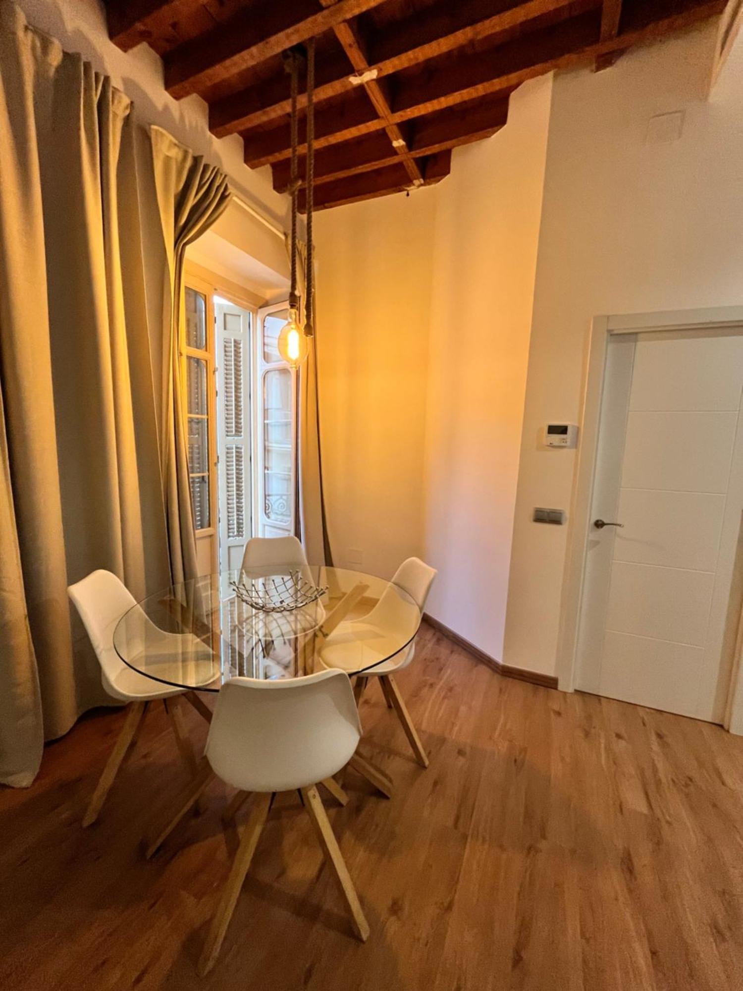 Premium Malaga Center Apartment Luaran gambar
