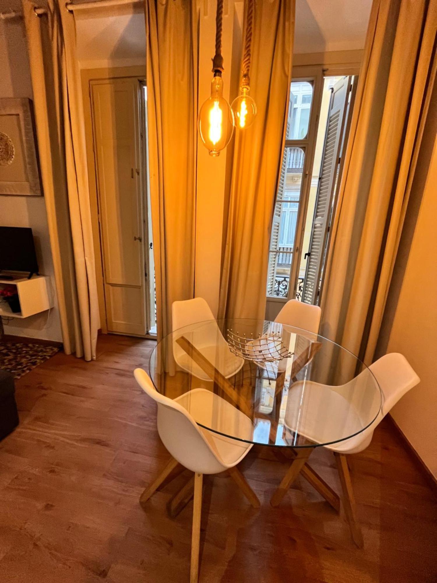Premium Malaga Center Apartment Luaran gambar