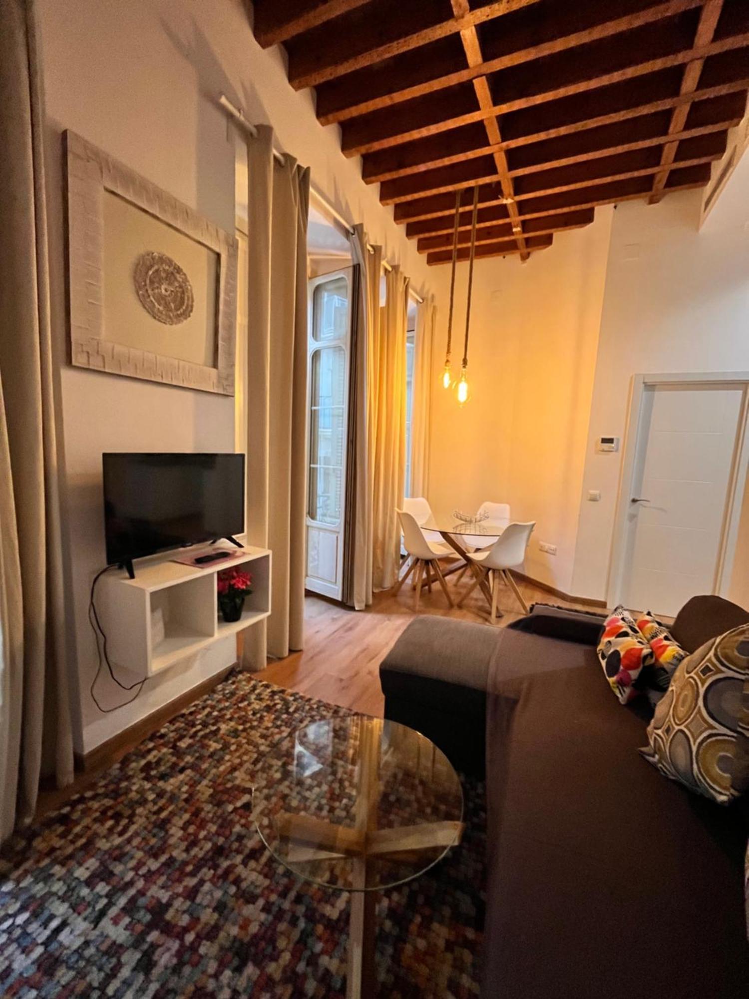 Premium Malaga Center Apartment Luaran gambar